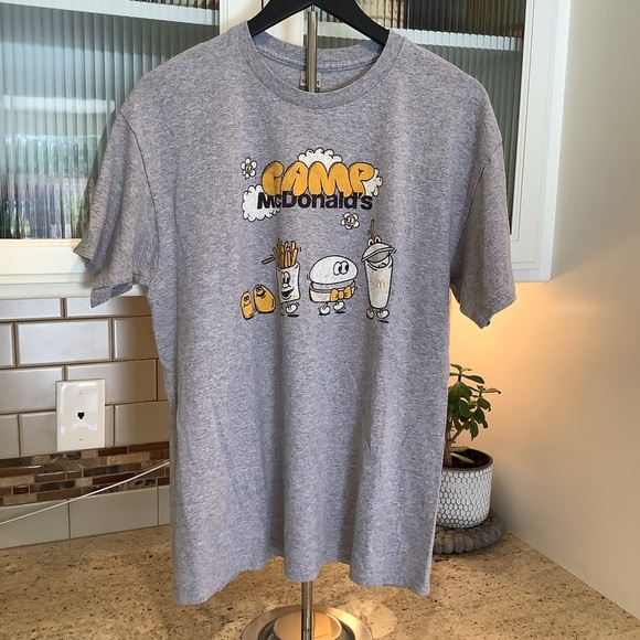 Camp McDonald’s Gray Heavy Cotton T-Shirt Sz Large - Picture 1 of 7